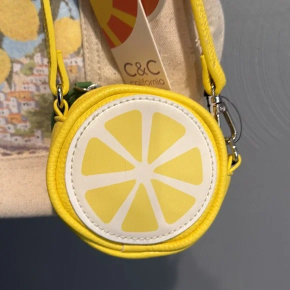 C&C California | Capri Lemon Tote with Coin Purse | NWT - Picture 2 of 3